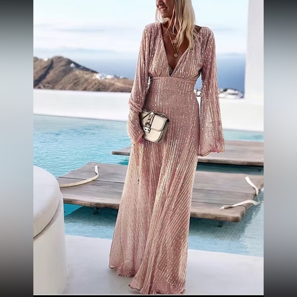 Cap Sleeves Plunging V-neck Gold Sequin Cocktail Party Dress OM249